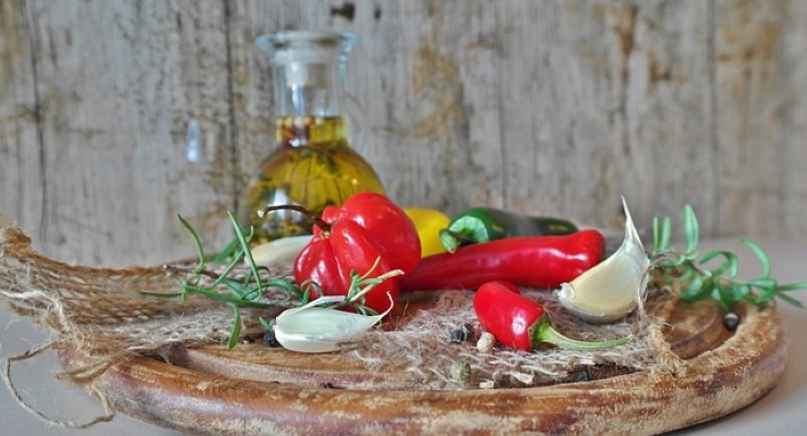 L’olio aromatizzato al peperoncino, quella piccantezza che conquista